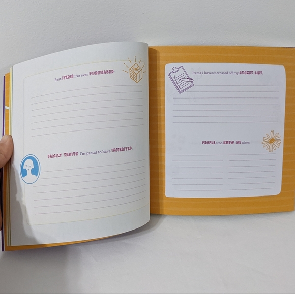 Little Lists for a Happy Life: 365 Ways to Cherish Tiny Moments of Big Joy Book - Picture 6 of 9